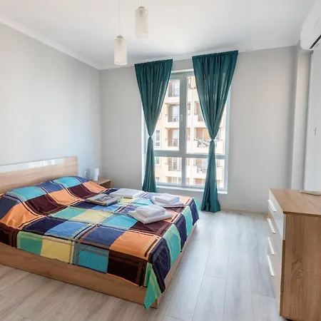 Lovely 1bed For 4 Guests & Free Street Parking * Plovdiv